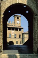 Castell Arquato 17 Gate